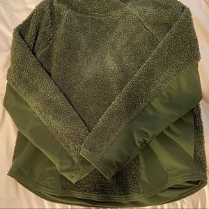 NIKE || Sherpa hoodie